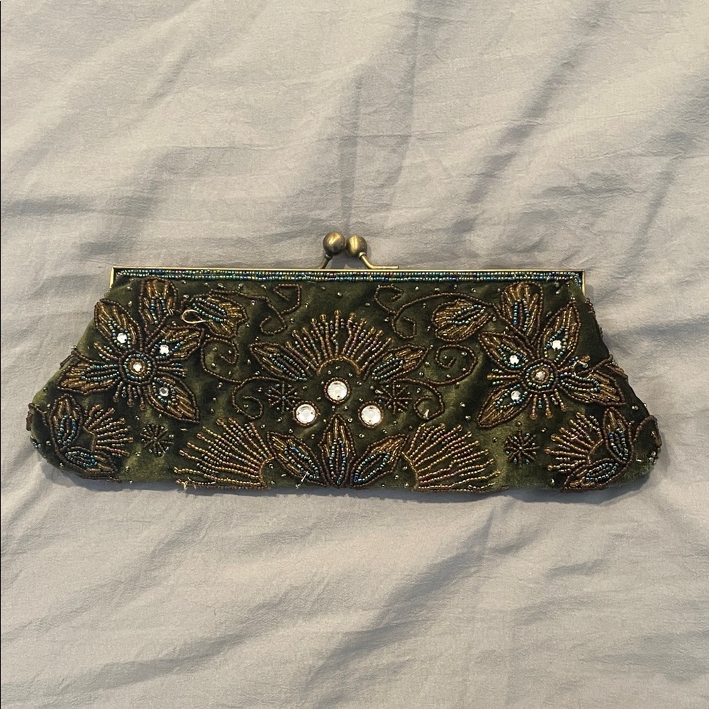 Elegant Green Floral Embroidered Clutch